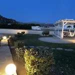 Mare Monte Naxos Apartment *