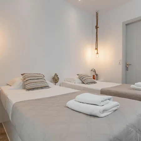 Mare Monte Naxos Apartment