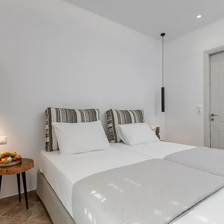Mare Monte Naxos Apartment